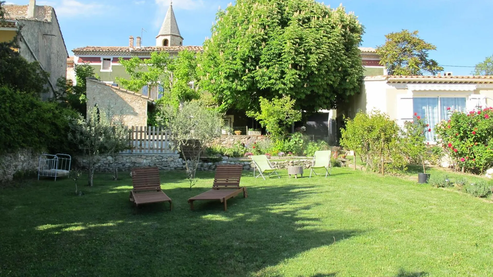 *** Couette-café Bed and Breakfast Lou Cardalines à Bédoin France